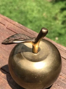 Campana de latón para maestro de escuela campana de manzana 2 3/4" de alto - Imagen 1 de 7