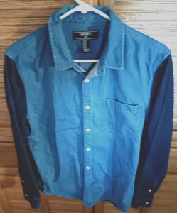 Camisa de mezclilla azul abotonada de manga larga mediana Forever 21 para hombre - Imagen 1 de 4