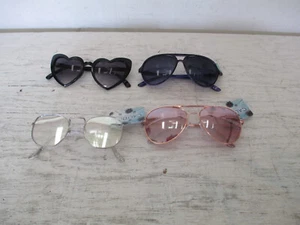 Women's CaliBlue by Foster Grant Fashion Sunglasses Choose Your Style NEW - Picture 1 of 24