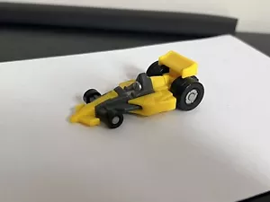Takara 2002 Yellow Mirage Race-Car Transformer Robot Autobot-Road-Assault-Team - Picture 1 of 7