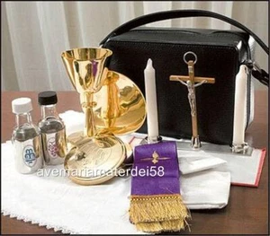 Katholische Priester Messe Set enthält Kelch Paten Pyx Kruzifix Kerzen Stola Plus - Bild 1 von 1