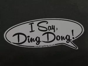 Adesivi Auto I Say Ding Dong Speech Bubble 3" Set di 4 Casco Bici Classico - Foto 1 di 1
