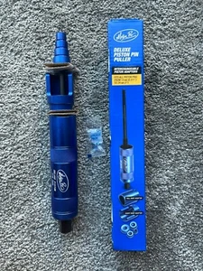 EXTRACTOR DE PIN DE PISTÓN MOTION PRO DELUXE CON ADAPTADORES DE PISTÓN INTERCAMBIABLES - Imagen 1 de 2