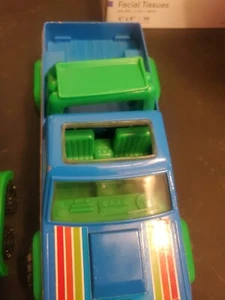 Vintage 1991 Remco 18" pickup camioncino con barca e rimorchio giocattolo di plastica - da ripristinare - Foto 1 di 13