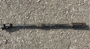 99-04 Jeep Cherokee WJ Power Steering Intermediate Shaft P/N 24387201 & 15287201 - Picture 1 of 3