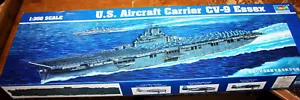 Trombettiere 05602 scala 1/350 portaerei statunitense CV-9 kit modello Essex nave seconda guerra mondiale - Foto 1 di 4