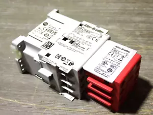 ALLEN-BRADLEY 700-CF310 CONTROL RELAY NEW - Picture 1 of 6