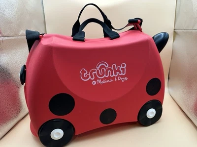 🐞🐞Melissa and Doug Trunki Ladybug Ride On Luggage Child Happy Travel 🐞🐞 - Image 1 of 4