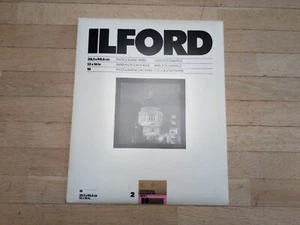 Ilford Ilfobrom 2.1K, 12x16", 30,5 x 40,6 cm, 10 hojas, papel fotográfico, papel para cuarto oscuro - Imagen 1 de 5