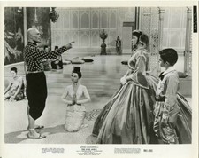 DEBORAH KERR YUL BRYNNER THE KING AND I RE 1961   8X10 # X7493