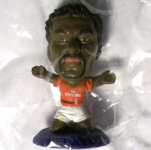 Corinthian Microstars ARSENAL Home ADEBAYOR Kneeling MC11637 BLUE BASE - UK S17 - Picture 1 of 1