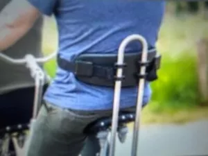 Rückenlehne/Stütze mit Gurt Van Raam gebraucht für Maxi(Comfort)-Midi-Tandems - Bild 1 von 3