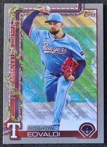 2025 Topps Holiday #H47 Nathan Eovaldi SILVER Glitter Metallic SP. Texas Rangers - Bild 1 von 2