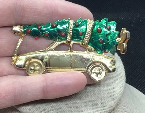 Vintage Christmas Holiday Costume Large Enameled Tree Car Pin F782 - Picture 1 of 2