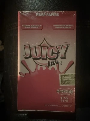 Juicy Jay’s Cotton Candy Flavored Box Of Rolling Papers 1.25 - Image 1 of 2
