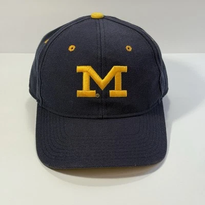 Gorra de colección Michigan Wolverines azul Zephyr Graf-x ajustada talla 7 3/8 Foto 1 de 4