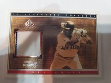 Tony Gwynn 2002 SP Legendary Cuts Legendary Swatches