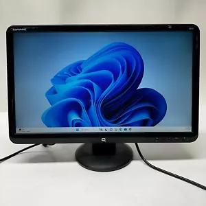 Compaq S2021 20-inch Widescreen LCD Monitor Comes With Power Adapter & VGA Cable - Picture 1 of 5