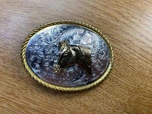 Gold and Silver Tone Oval Horse Head Belt Buckle - Picture 1 of 3