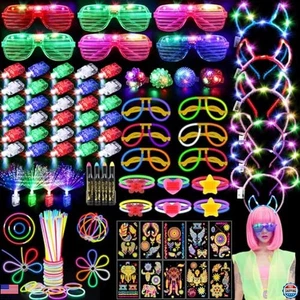 130 Stück Glow in the Dark Partyzubehör, LED Gläser, Leuchtstäbe, Tattoos & mehr - Bild 1 von 7