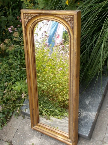 Lovely Ornate Gilt Wood Wall Hanging Mirror Romantic Cover