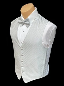 Men's Andrew Fezza Light Silver Tuxedo Vest & Bow Tie Wedding Groom Prom Medium - Picture 1 of 5