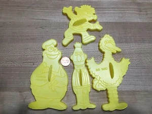 Set tagliabiscotti vintage Wilton Sesame Street Cookie Monster Ernie Bert Big Bird - Foto 1 di 1