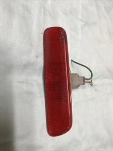 2001-2005 LEXUS IS 300 REAR LEFT DRIVER BUMPER SIDE MARKER LIGHT LAMP OEM - Picture 1 of 8
