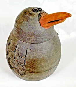 Donna McLaren Art Pottery Black Bird Figurine Hand Sculpted Matte Design Canada - Picture 1 of 11
