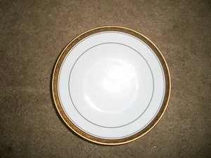 Noritake zeitgenössischer feinchina majestätischer goldener Salatteller - Bild 1 von 2