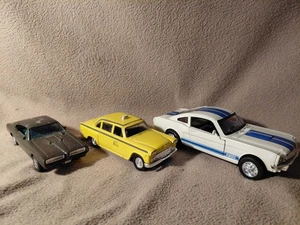 New-Ray 1966 Ford Shelby Mustang GT-350, Ertl Pontiac Gto, Taxi Diecast Car - Bild 1 von 18