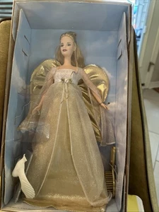 Mattel Barbie Special 2000 Edition Celebration Puppe Gold - Bild 1 von 4