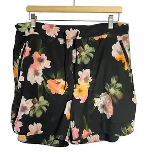 Tangerine Women XXL 2XL Black Floral Shorts Lined Athletic Travel Zipper Pockets - Picture 1 of 14