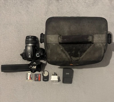 Canon EOS 400D DSLR + 18-55mm Lens Kit , Battery & Charger - Image 1 of 4