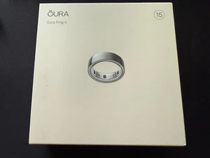 NUOVO SIGILLATO Oura Ring 4 Smart Ring Misura 15 Activity Tracker, 4a Generazione Argento - Foto 1 di 3
