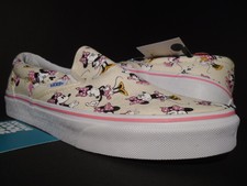 zapatos blancos vans
