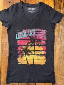 LEGOLAND Sunset Mediana Damas Escote en V Camisa Para Mujer Gráfica con Brillo y Lámina - Imagen 1 de 7
