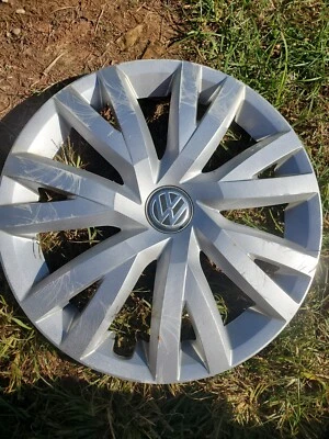 Колпак колеса 16 дюймов для Volkswagen Golf  - Изображение 1 из 2