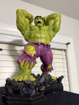 Estatua de Hulk Smash de Bowen Designs 436/2500 sin usar, en caja ENVÍO GRATUITO Foto 1 de 2