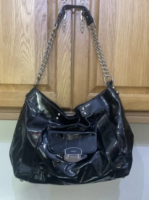 Bolso de mano vintage Jaeger charol negro muy grande mango de cadena con borde plateado Foto 1 de 4