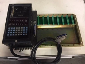 Controlador GE Fanuc serie tres, base IC630CHS308A, fuente de alimentación IC630PWR310A - Imagen 1 de 8