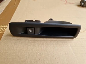 829500004R fensterheber schalter hinten rechts für RENAULT MEGANE III - Bild 1 von 5