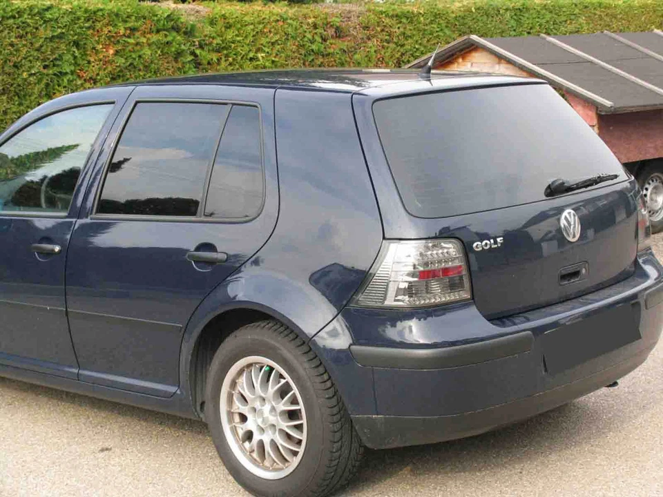 Lámina tintada a medida para VW Golf 4 / 5 puertas