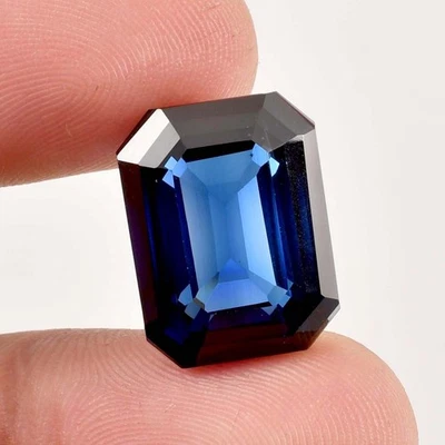 AAA+ Flawless Natural Ceylon Blue Sapphire GIT Certified Gem, All Size Available - Image 1 of 4