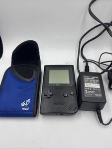 Game Boy Pocket Black GBP Nintendo with AC adapter and case - Picture 1 of 10