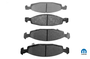 Original Mopar 05018592AA Set of Brake Pads Front Jeep Cherokee/Grand Cherokee - Picture 1 of 3