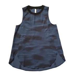 Athleta Zephyr Tank Top Womens XS Blue Black Blurred Camo Workout Yoga - Picture 1 of 13