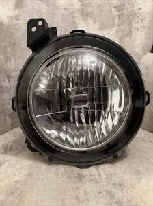 2018 2019 2020 2021 2022 Jeep Wrangler Passenger Right Halogen Headlight - Foto 1 di 9