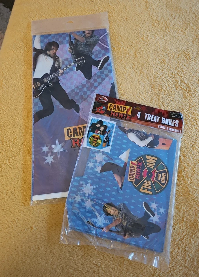 Cajas de golosinas de fiesta Camp Rock Disney y cubierta de mesa sello expreso nuevo de stock sellado Foto 1 de 4