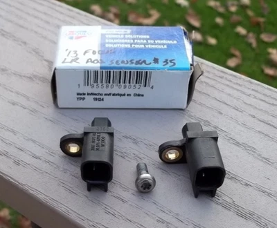 2013 Ford Focus Wheel Speed / ABS Sensors - Carquest ARA1157 - 2 sensors incl. Foto 1 de 2